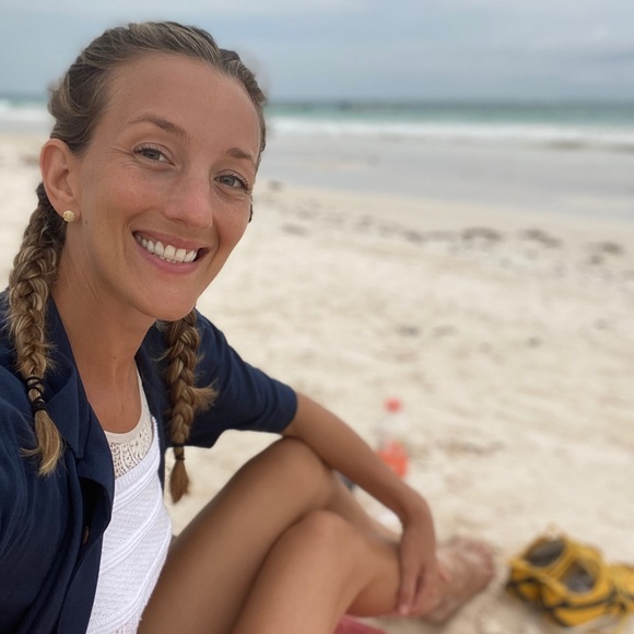 Meet your Posher, Casey - Picture 1 of 1